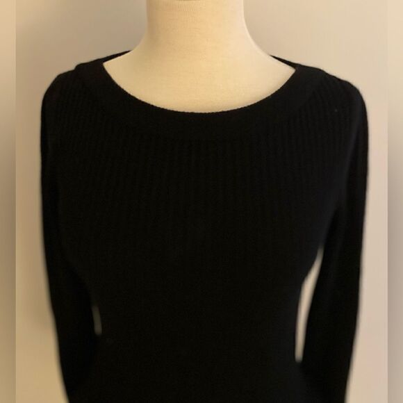 #50  TORY BURCH Ramona Merino Wool Sweater - Picture 7 of 7
